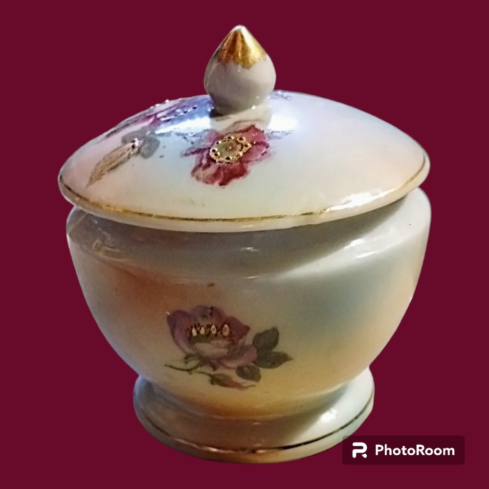 Thames Porcelain Trinket Box